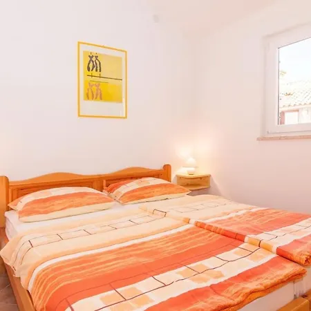 In With 1 Bedroom