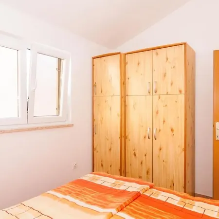 In With 1 Bedroom Пореч